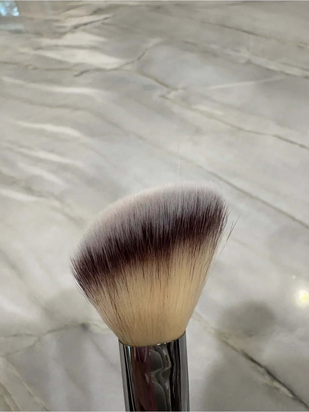 It Cosmetics Heavenly Luxe French Boutique Blush Brush